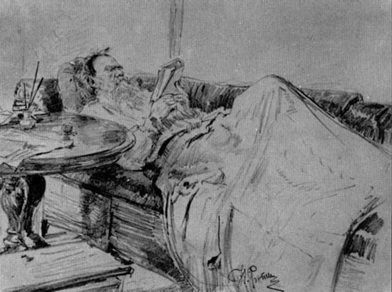 Толстой Лев Николаевич (на диване за чтением, 1891) | Толстой Лев Николаевич | Русская портретная галерея